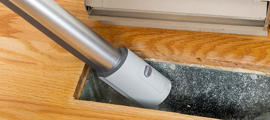 Vacuuming an air vent